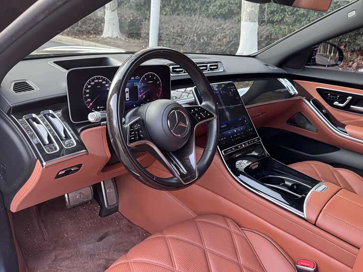 Фото 7 - Mercedes-Benz Maybach S-Class