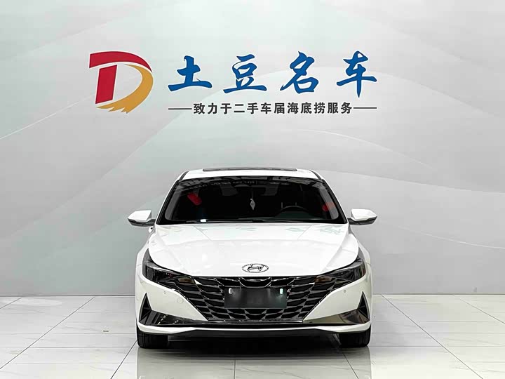 Фото 2 - Hyundai Elantra N line