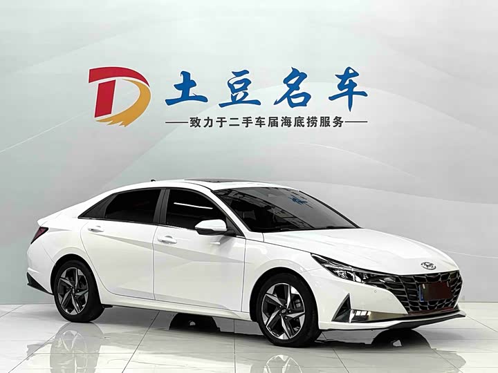 Фото 3 - Hyundai Elantra N line