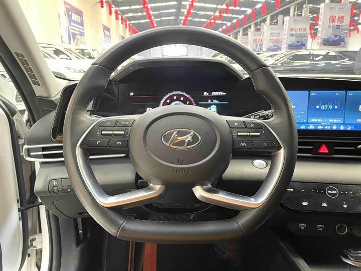 Фото 4 - Hyundai Elantra N line