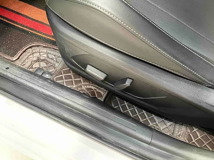 Фото 7 - Hyundai Elantra N line