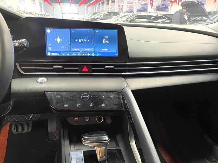 Фото 8 - Hyundai Elantra N line