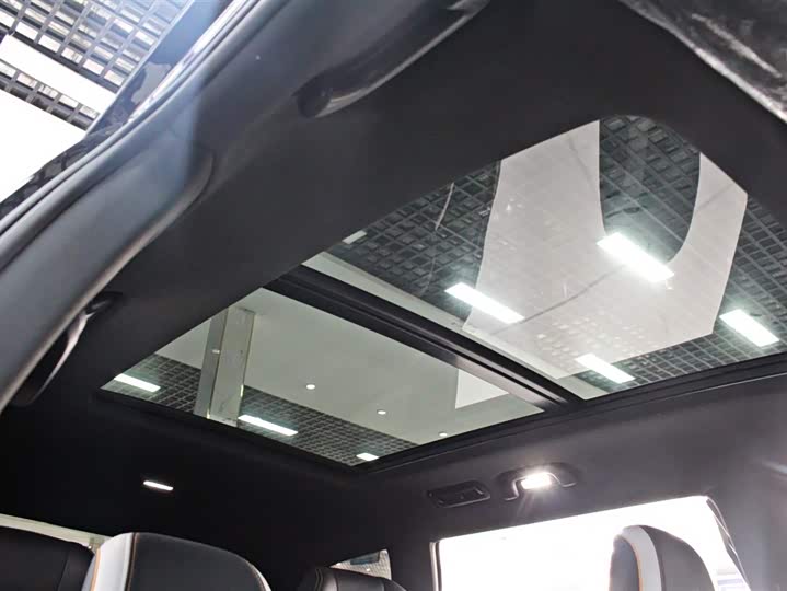 Фото 9 - Ford Equator