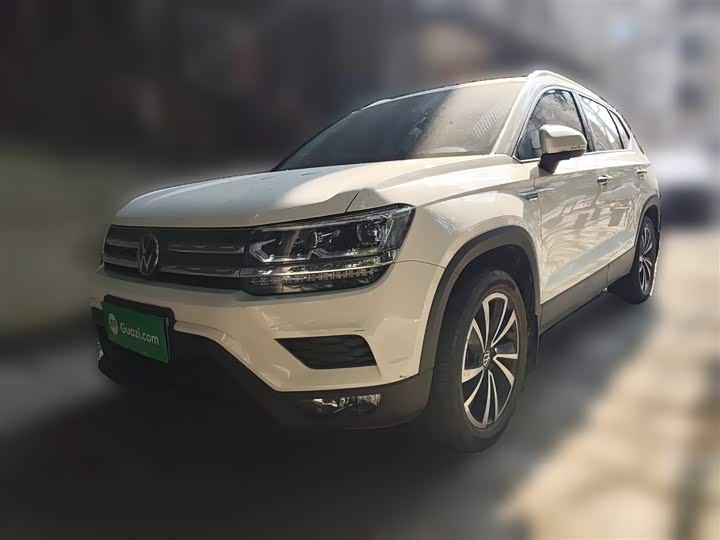 Фото 2 - Volkswagen Tharu