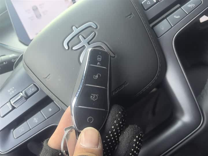 Фото 9 - BYD Song L