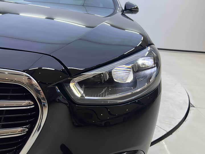 Фото 7 - Mercedes-Benz S-Class