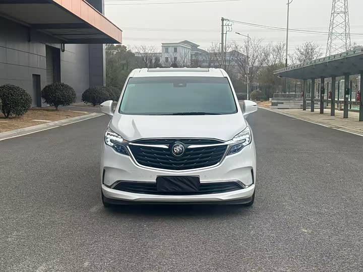 Фото 3 - Buick GL8 ES