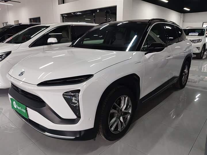 Фото 2 - Nio ES6