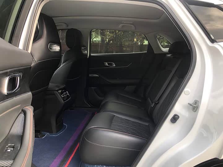 Фото 4 - Changan UNI-K