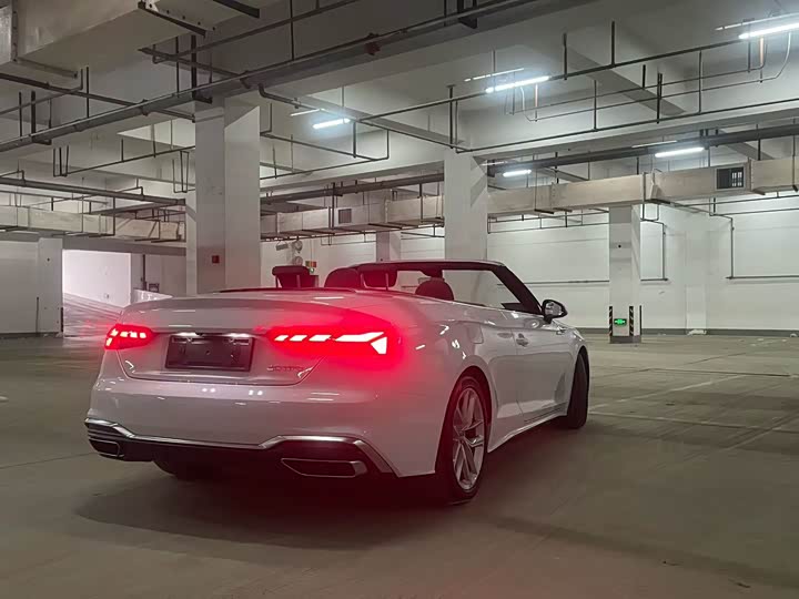 Фото 9 - Audi A5