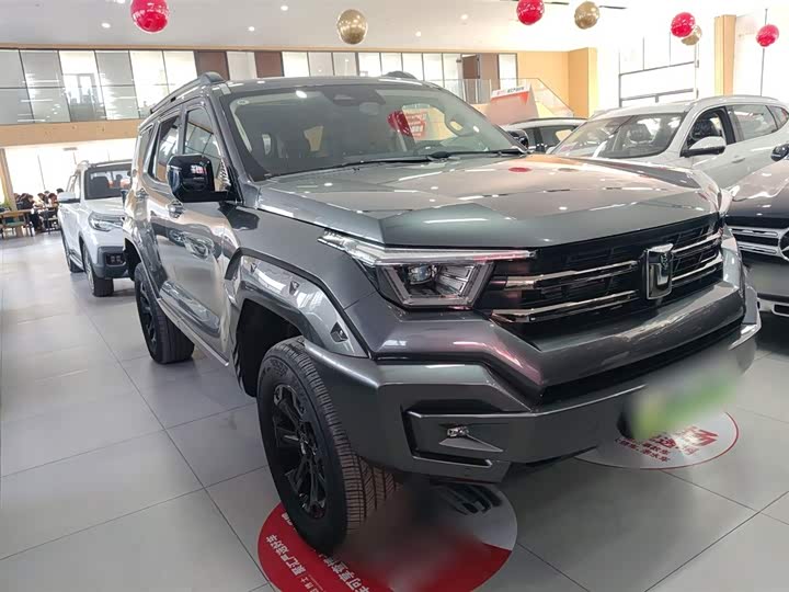 Фото 4 - Tank 400 Hybrid