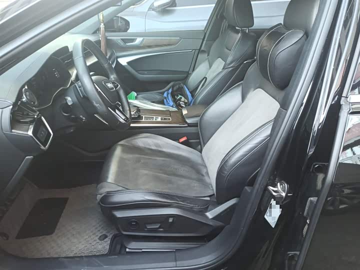 Фото 8 - Audi A6L Hybrid