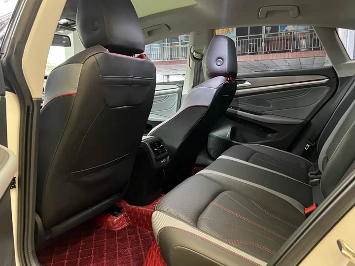 Фото 6 - Volkswagen Lamando L