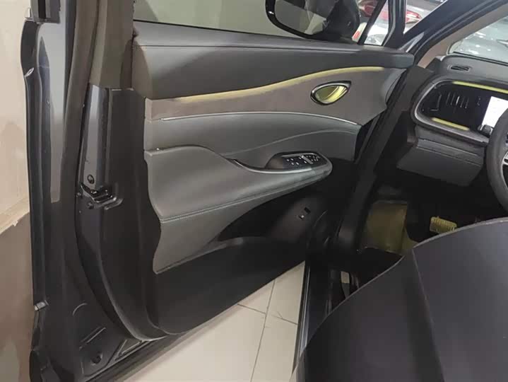 Фото 7 - BYD Sea Lion 07 DM-i Hybrid