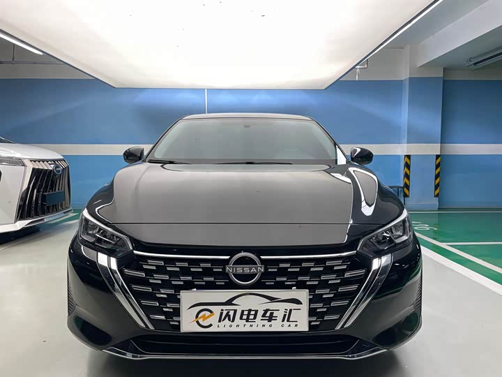 Фото 2 - Nissan Sylphy