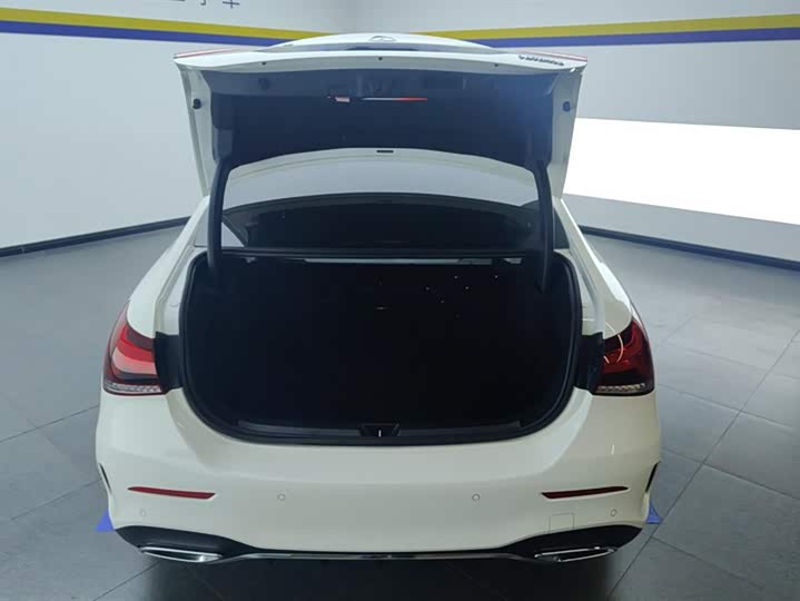 Фото 4 - Mercedes-Benz A-Class