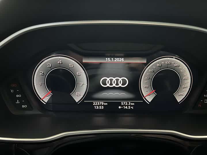 Фото 4 - Audi Q3