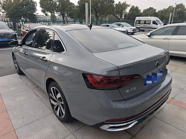 Фото 5 - Volkswagen Sagitar L