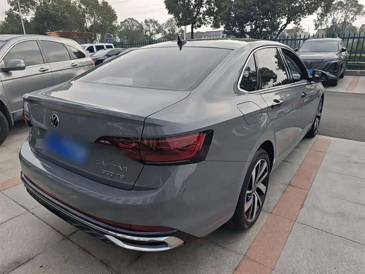 Фото 7 - Volkswagen Sagitar L