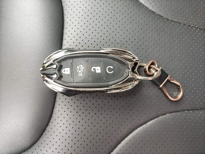 Фото 9 - Changan CS85 Coupe