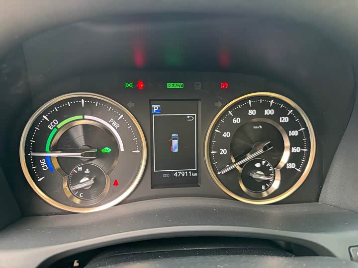 Фото 8 - Toyota Alphard