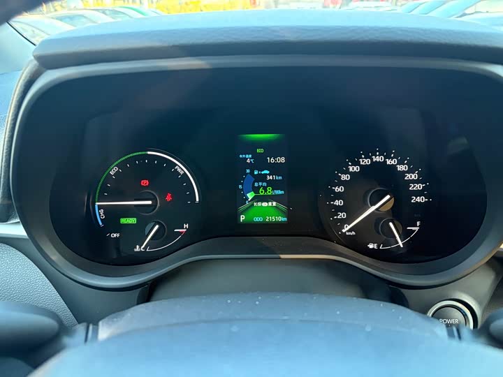 Фото 9 - Toyota Sienna