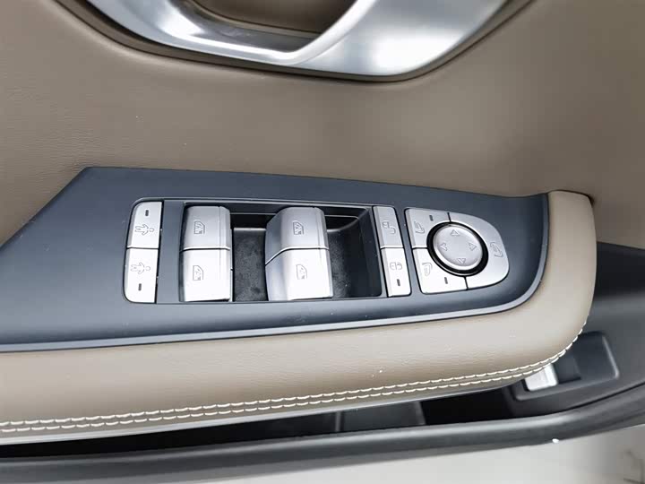 Фото 9 - BYD Han