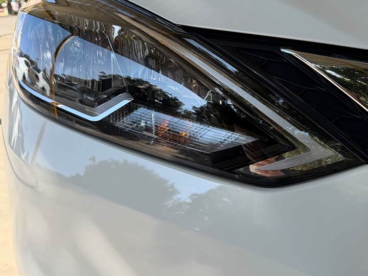 Фото 4 - Nissan Sylphy