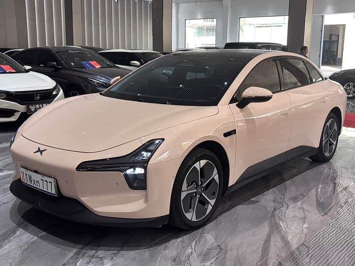 Фото 2 - XPeng Mona M03