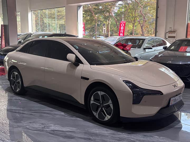 Фото 4 - XPeng Mona M03