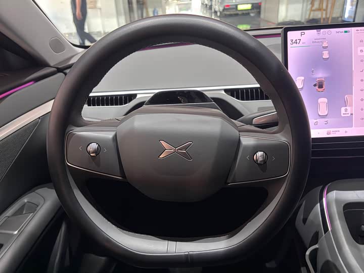 Фото 8 - XPeng Mona M03
