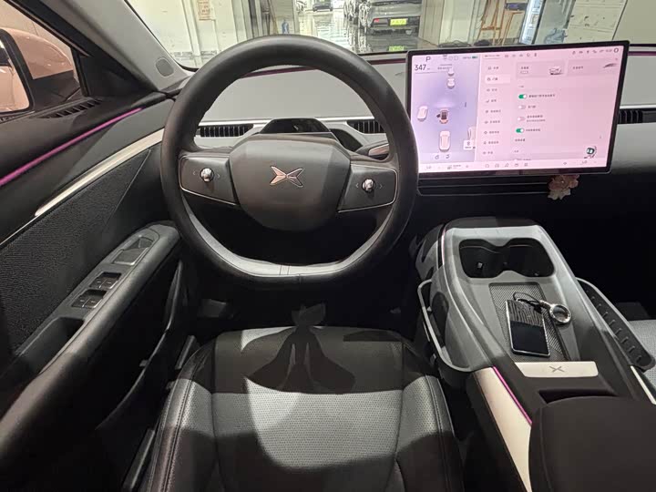 Фото 9 - XPeng Mona M03