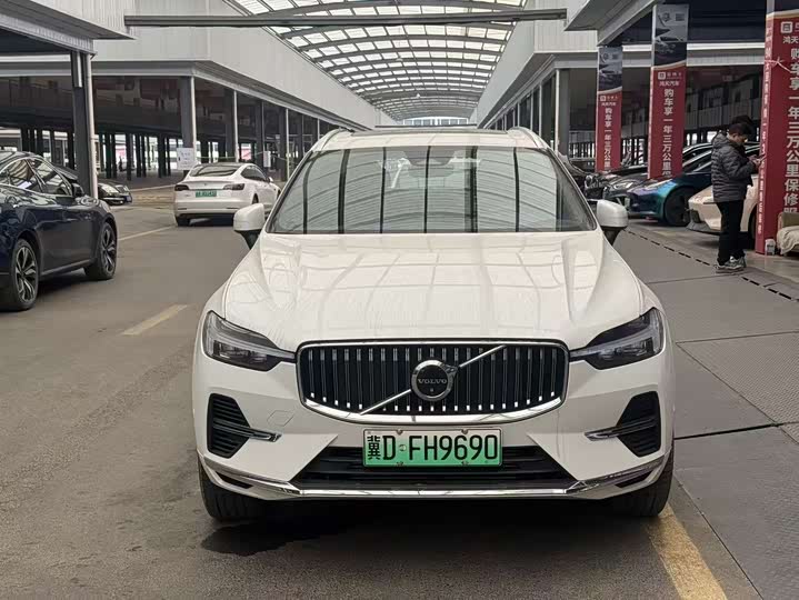 Фото 2 - Volvo XC60 Hybrid