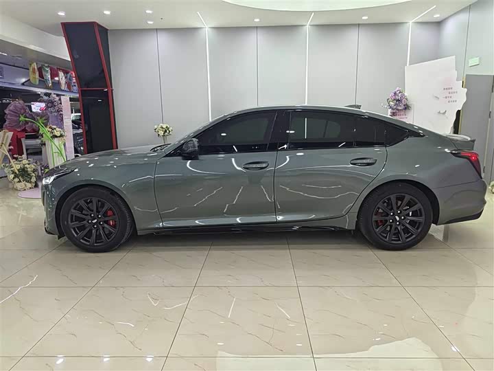 Фото 9 - Cadillac CT5