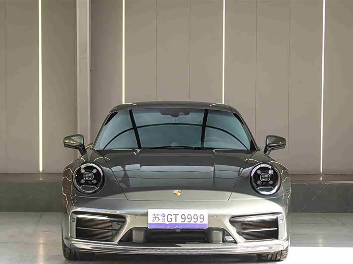 Фото 3 - Porsche 911