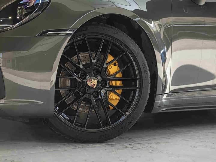 Фото 5 - Porsche 911