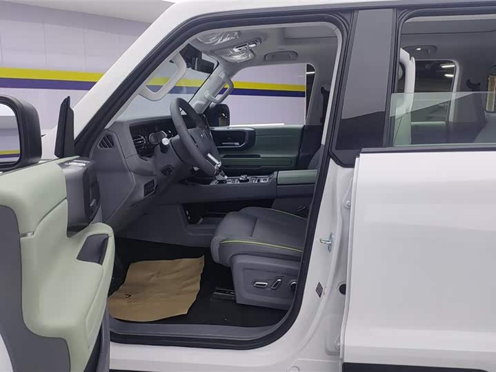 Фото 9 - BAIC Beijing BJ40 Hybrid