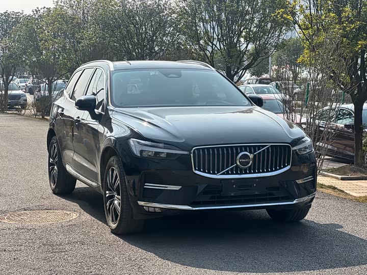 Фото 2 - Volvo XC60