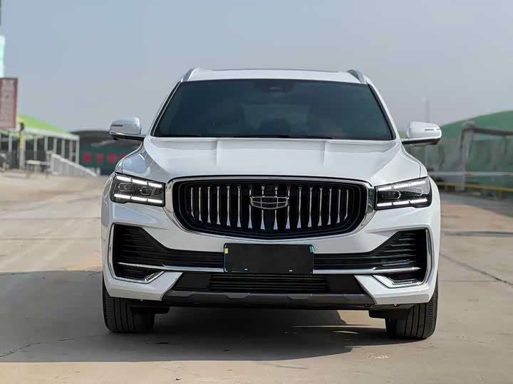 Фото 2 - Geely Monjaro