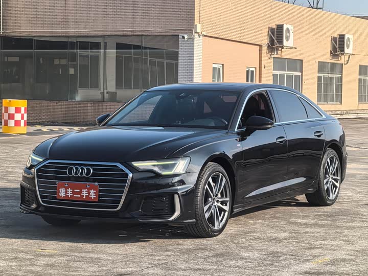 Фото 1 - Audi A6L