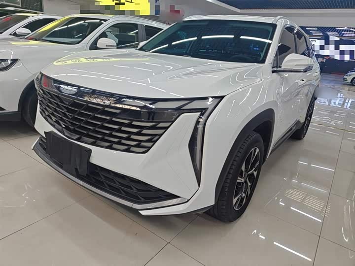 Фото 2 - Geely Atlas L