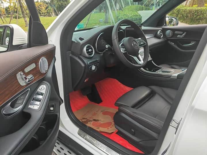 Фото 4 - Mercedes-Benz GLC-Class