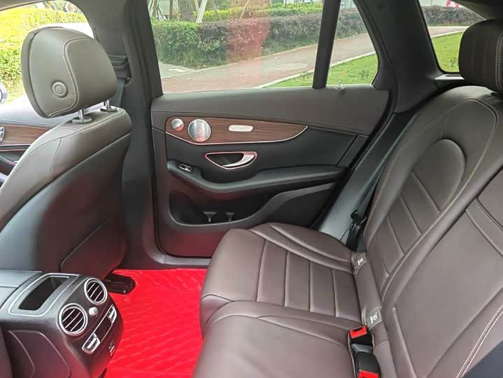 Фото 6 - Mercedes-Benz GLC-Class