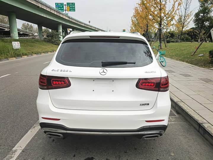 Фото 9 - Mercedes-Benz GLC-Class