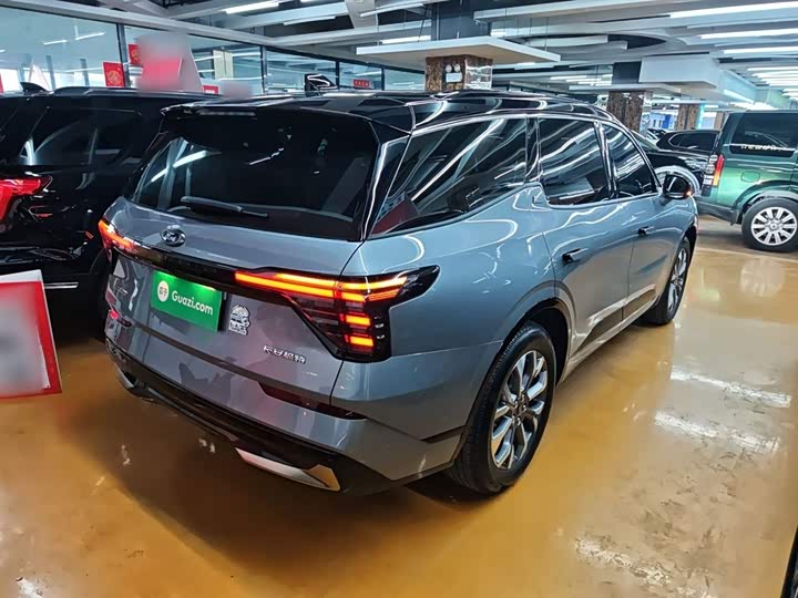 Фото 7 - Ford Edge