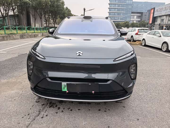 Фото 2 - Nio ES8