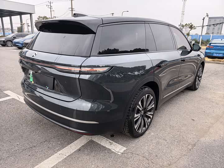 Фото 5 - Nio ES8