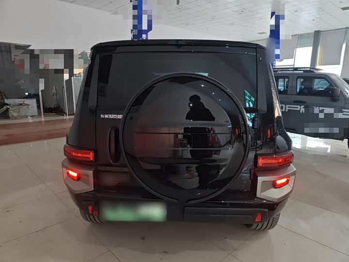 Фото 6 - Tank 700 Hybrid