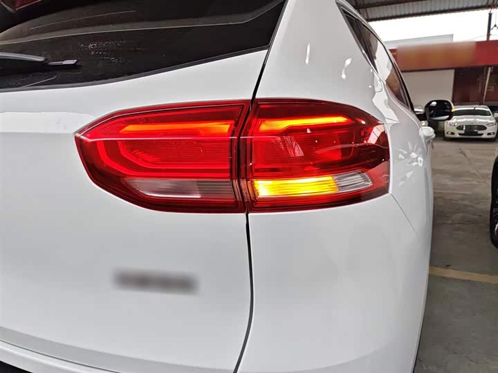 Фото 8 - Haval H6