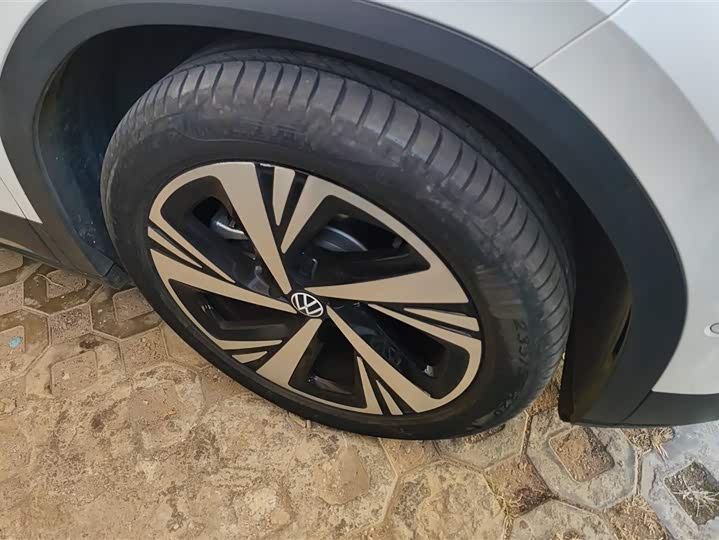 Фото 6 - Volkswagen ID.6 Crozz